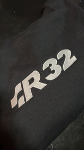 R32 hoodie